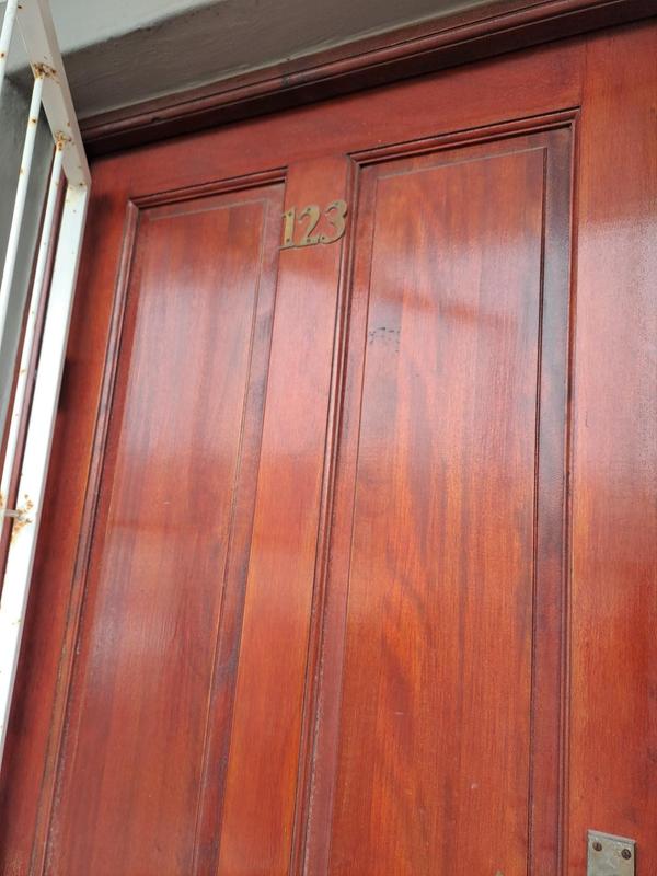 2 Bedroom Property for Sale in Uitzicht Western Cape